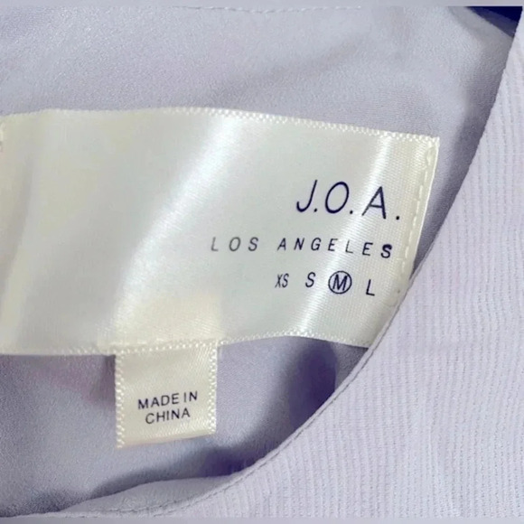 J.O.A. Lulus Aura Women’s Gray Long Lace-up Bell Sleeve Mini Flare Medium EUC - Picture 6 of 11